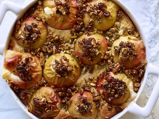 Gevulde appelen 'Amandine' met gedroogd fruit