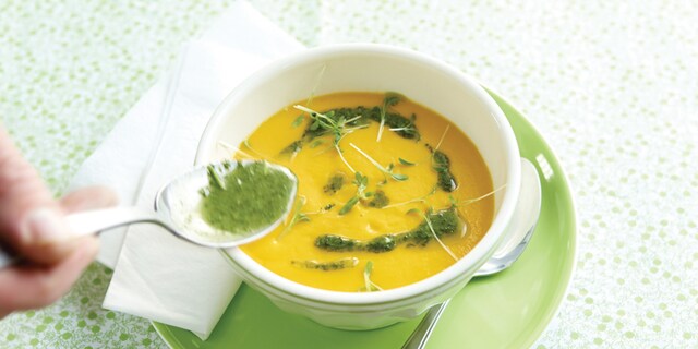 Soupe de carottes à l’huile de coriandre