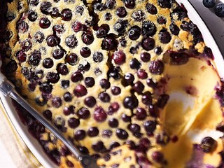 Clafoutis met blauwe bosbessen