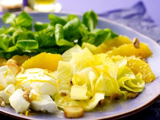 Witloofsalade met geitenkaas en sinaasappel