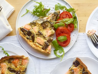 Quiche met aubergines en verse zalm