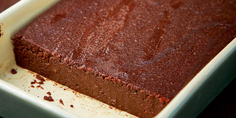 Zachte cake met chocoladekastanjes