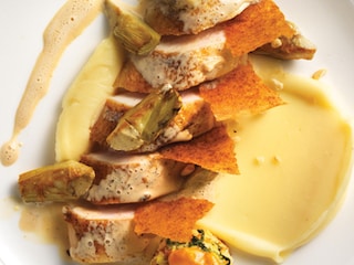 Mechelse koekoek met artisjok, groene kool en krokantjes