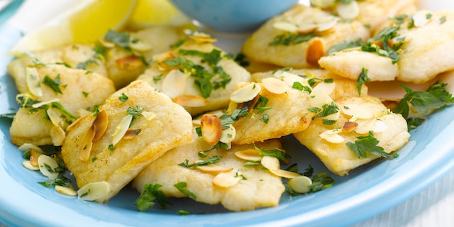 Pangasius poêlé et gremolata aux amandes