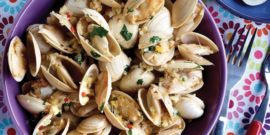 Poêlée de coquillages aux amandes et à l'orange