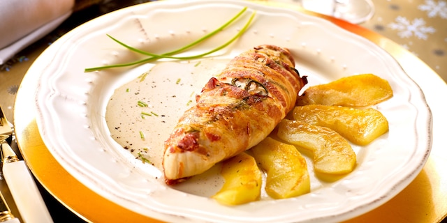 Kalkoenpakketjes en smeuïge saus met geitenkaas