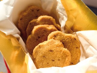 Zandsterren met extra belegen Gouda en komijn