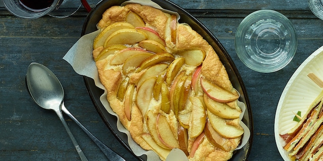 Omelette soufflée aux pommes et aux poires