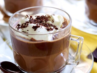 Warme chocolademelk ’do Brazil’