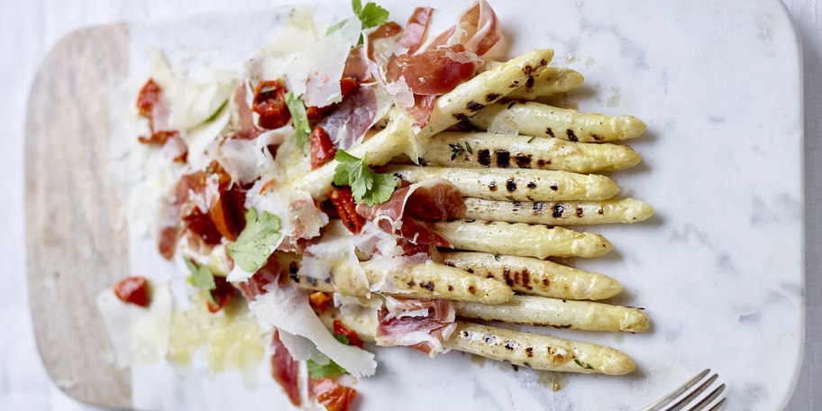 Asperges grillées au Pata Negra