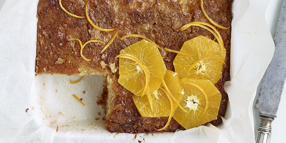 Sinaasappeltaart met filokruimels