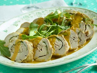 Varkenshaasje gevuld met geitenkaas en ahornsiroop