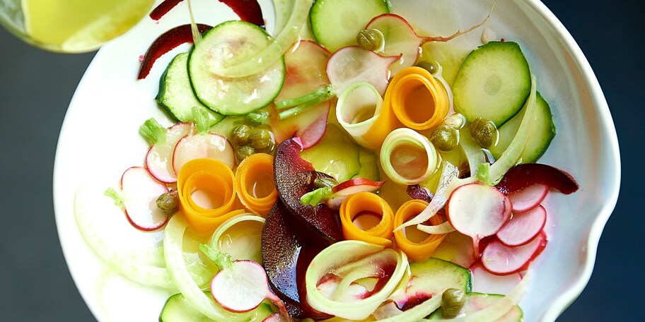 Verfrissende groenten-'pickles' met citroenolie