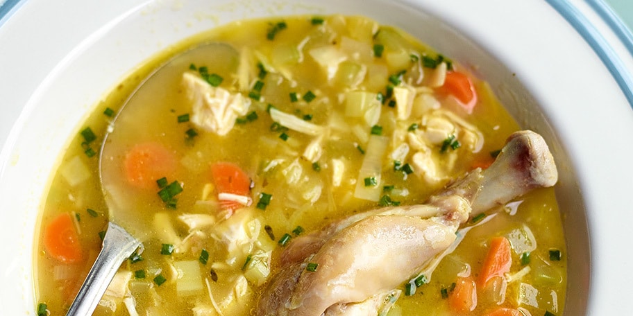 Soupe de poulet classique