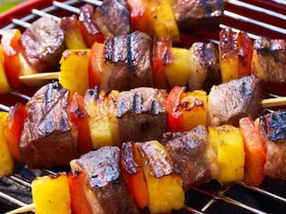 Brochettes de canard à l’ananas