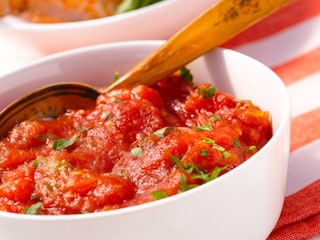 Confit de tomates à la cannelle