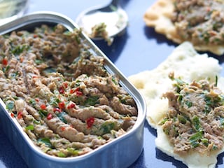 Sardinenrillettes met verse kruiden