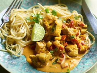 Pâtes au poulet tikka masala