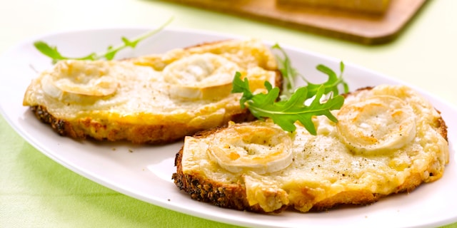 Krokantjes van twee kazen