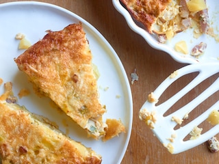 Frittata met aardappelen, prei en spek