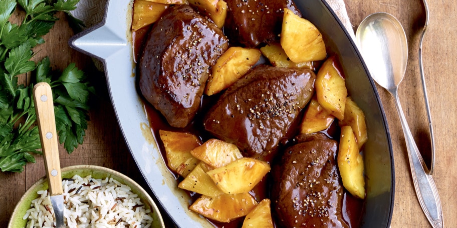Steaks de biche à l'ananas, au rhum et aux épices à spéculoos