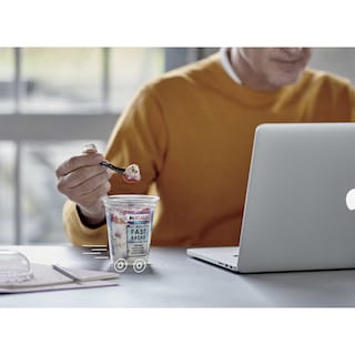 Delhaize | Yogh verse aardbeien + granola 