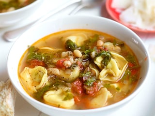 Soupe-repas aux tortellinis