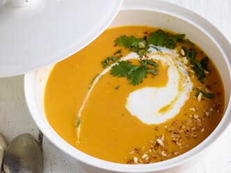 Soupe de carottes au gingembre et lait de coco