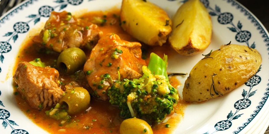 Blanquette de veau à l’italienne et pommes de terre rôties