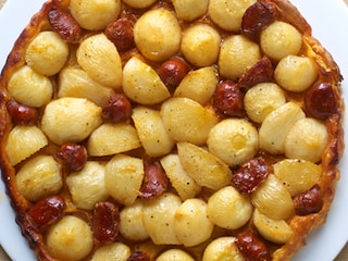 Tarte tatin met raap en chorizo