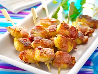 Brochettes de bananes au lard