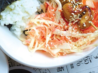 Bento: Koolsalade met daikon en wortel