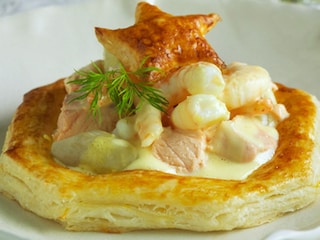 Vol-au-vent de saumon et crevettes