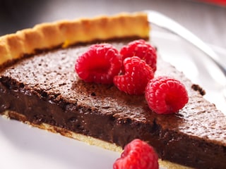 Tarte au chocolat et framboises