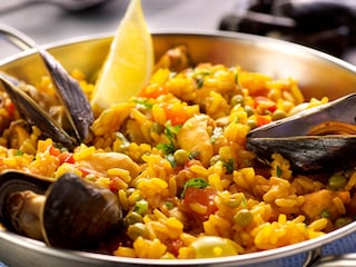 Pilav met mosselen op paella wijze