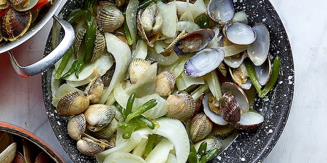 Vongole met pastis en room