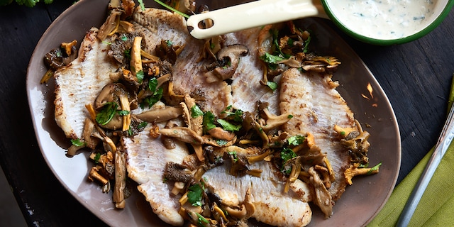 Roodbaarsfilets met koriander en boschampignons