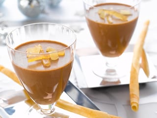 Mousse au chocolat au lait, citron et gingembre – cigarettes croustillantes