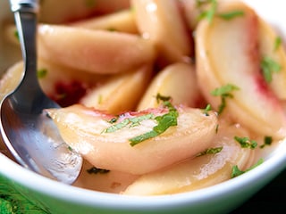 Gebakken perziken met munt