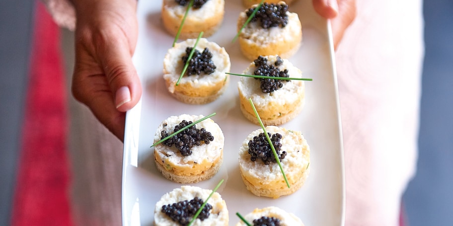 Mini bouchées tricolores au caviar