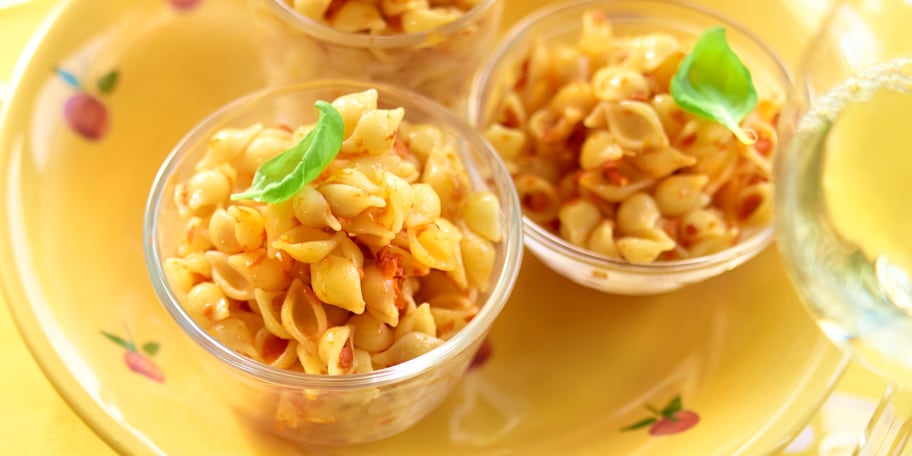 Pasta met tapenade van tomaat