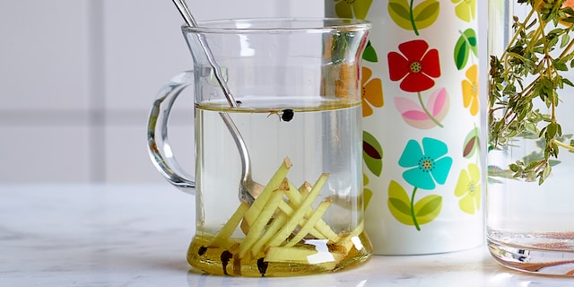 Eau aromatisée gingembre-miel-poivre