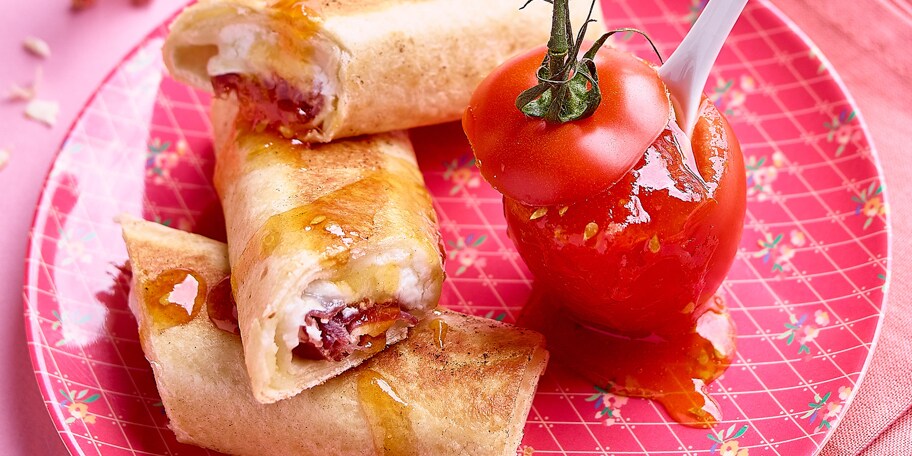 Wrap met geitenkaas, gerookte ham en confituur van tomaten