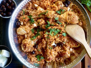 Kip met rijst op Griekse wijze