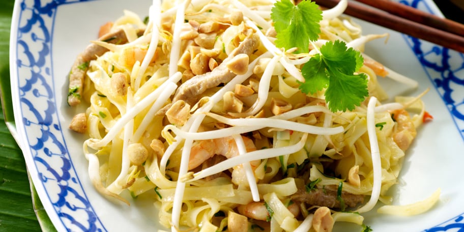 Phad thai (nouilles de riz sautées)