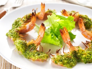 Crevettes grillées au pesto de roquette