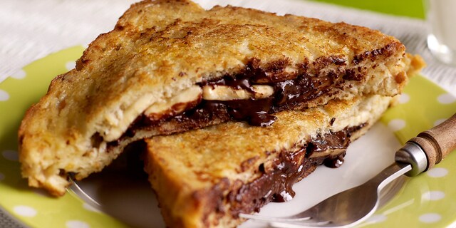 Verloren brood met banaan en chocolade