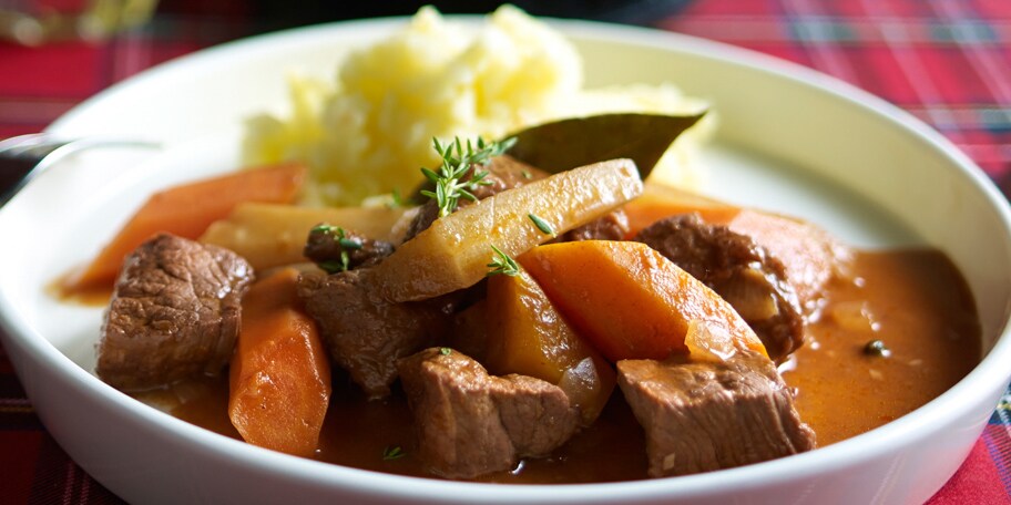 Five miner’s stew - Ragoût de bœuf aux carottes et panais