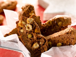 Biscottis aux noisettes et au chocolat