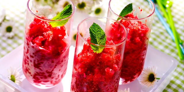 Granité au cava et aux fruits rouges